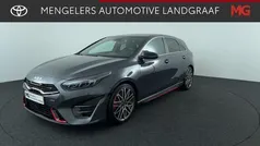 Grijs Gebruikt 2023 Kia Ceed GT 2 Hatchback | € 33.950 (Eerlijke prijs)