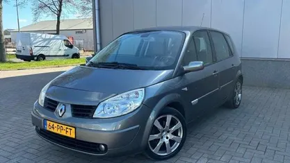 Occasion Renault Scénic II Authentique 113 PK (83 kW) 2004 MPV