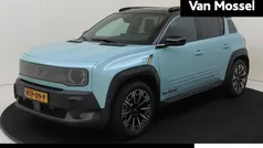 Blauw Gebruikt 2025 Renault R4 Iconic SUV | € 33.440 (Eerlijke prijs)