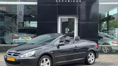 Zwart, metallic lak Gebruikt 2004 Peugeot 307 CC Cabriolet | € 1.495 (Eerlijke prijs)
