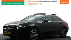 Zwart metallic Gebruikt 2021 Mercedes A250 Prestige Sedan | € 32.900 (Eerlijke prijs)