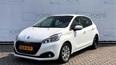 Wit Gebruikt 2019 Peugeot 208 Signature Sky Hatchback | € 13.900 (Super prijs)