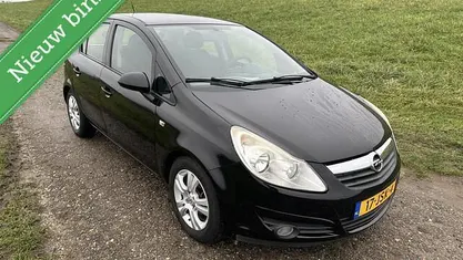 Gebruikt 2009 Opel Corsa Edition Hatchback | € 1.750 (Goede deal)