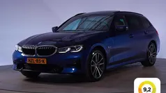 Blauw Gebruikt 2022 BMW 330 Executive Stationwagen | € 27.445 (Super prijs)