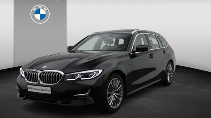 Occasion 2021 BMW 320e Executive Stationwagen | € 31.400 (Eerlijke prijs)
