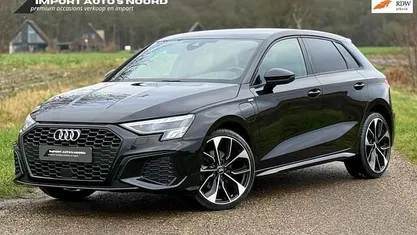 Occasion Audi A3 Sportback S-Line 201 PK (147 kW) 2022 Zwart Hatchback