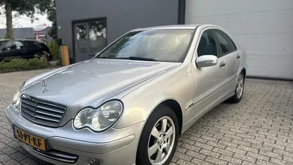 Occasion Mercedes C180 Classic 143 PK (105 kW) 2004 Grijs Sedan