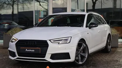 Wit Occasion 2020 Audi A4 S-Line Stationwagen | € 18.700 (Eerlijke prijs)