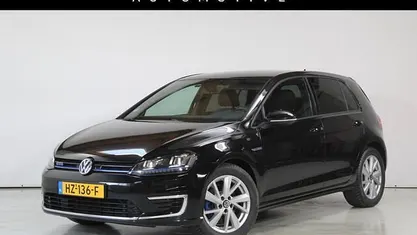 Occasion 2015 VW Golf VII GTE Hatchback | € 11.750 (Eerlijke prijs)