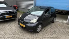 Gebruikt 2010 Toyota Aygo Hatchback | € 1.750 (Goede deal)