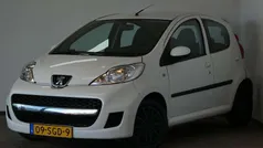 Wit Gebruikt 2011 Peugeot 107 Hatchback | € 2.750 (Eerlijke prijs)