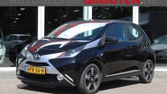 Gebruikt 2014 Toyota Aygo X-clusiv Hatchback | € 6.999 (Eerlijke prijs)