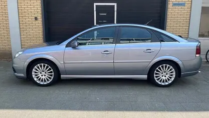 Occasion Opel Vectra GTS Executive 155 PK (114 kW) 2006 Grijs Hatchback