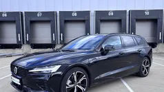 Zwart Gebruikt 2024 Volvo V60 Plus Stationwagen | € 50.845 (Eerlijke prijs)
