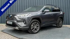 Grijs Gebruikt 2023 Toyota RAV4 Hybrid Business Edition SUV | € 40.950 (Goede deal)