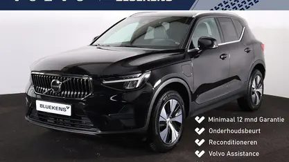 Zwart Occasion 2022 Volvo XC40 Plus SUV | € 31.900 (Eerlijke prijs)