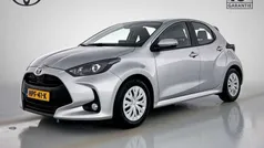 Grijs Gebruikt 2024 Toyota Yaris Hybrid Active Hatchback | € 23.445 (Eerlijke prijs)