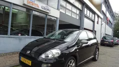 Gebruikt 2015 Fiat Punto Evo Young Hatchback | € 6.999 (Eerlijke prijs)