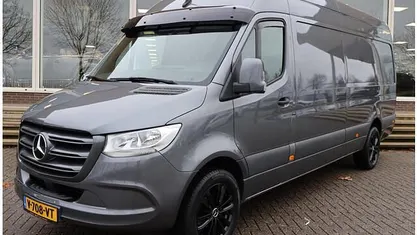 Grijs Gebruikt 2019 Mercedes Sprinter Van | € 37.900 (Eerlijke prijs)