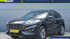 Gebruikt 2022 Ford Kuga ST-Line SUV | € 26.735 (Eerlijke prijs)