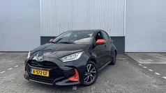 Zwart Gebruikt 2021 Toyota Yaris Hybrid Edition Hatchback | € 19.500 (Eerlijke prijs)