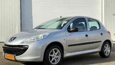 Grijs Gebruikt 2009 Peugeot 206+ Hatchback | € 2.799 (Eerlijke prijs)
