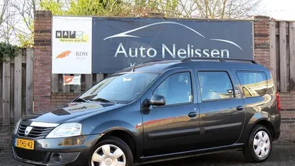 Occasion Dacia Logan MCV Lauréate 105 PK (77 kW) 2009 Grijs MPV