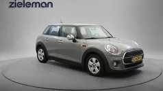Gebruikt 2016 Mini Cooper Business Hatchback | € 7.845 (Goede deal)