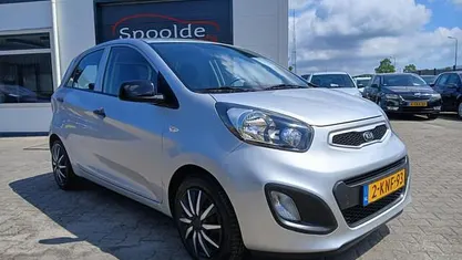 Occasion 2013 Kia Picanto Hatchback | € 3.999 (Eerlijke prijs)