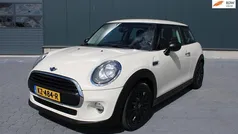 Gebruikt 2017 Mini ONE Business Hatchback | € 9.750 (Eerlijke prijs)