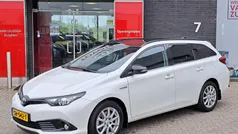 Toyota Auris Hybrid