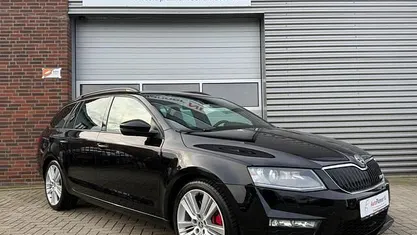 Occasion Skoda Octavia RS 220 PK (161 kW) 2016 Zwart Hatchback