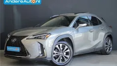 Lexus UX 250h