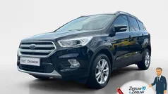 Gebruikt 2017 Ford Kuga Titanium SUV | € 15.440 (Eerlijke prijs)