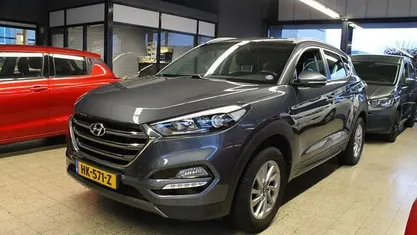 Occasion Hyundai Tucson Comfort 132 PK (97 kW) 2015 Grijs (metallic) SUV