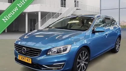 Occasion Volvo V60 Summum 215 PK (158 kW) 2014 Blauw Stationwagen