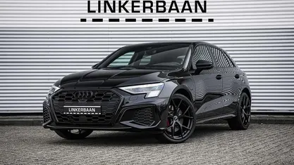 Occasion 2023 Audi A3 Sportback Competition Hatchback | € 39.995 (Eerlijke prijs)