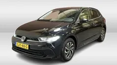 Zwart Gebruikt 2024 VW Polo Edition Hatchback | € 20.950 (Goede deal)