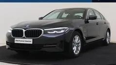 Zwart Gebruikt 2023 BMW 530e Executive Sedan | € 41.495 (Super prijs)
