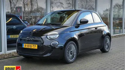 Occasion 2022 Fiat 500e Icon Hatchback | € 14.950 (Eerlijke prijs)