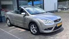 Grijs Gebruikt 2007 Ford Focus Cabriolet Trend Cabriolet | € 3.500 (Eerlijke prijs)
