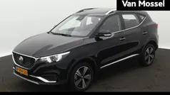 Zwart Gebruikt 2019 MG ZS Luxury Sedan | € 13.995 (Eerlijke prijs)
