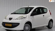 Wit Gebruikt 2007 Peugeot 107 Hatchback | € 2.150 (Eerlijke prijs)