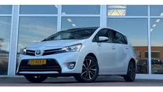 Wit Gebruikt 2018 Toyota Verso MPV | € 17.894 (Eerlijke prijs)