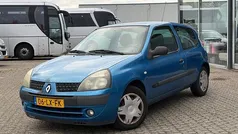 Gebruikt 2003 Renault Clio II Expression Hatchback | € 950 (Super prijs)
