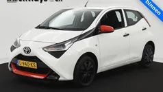 Wit Gebruikt 2021 Toyota Aygo Hatchback | € 11.435 (Eerlijke prijs)