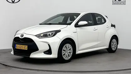 Gebruikt 2021 Toyota Yaris Active Hatchback | € 20.995 (Eerlijke prijs)
