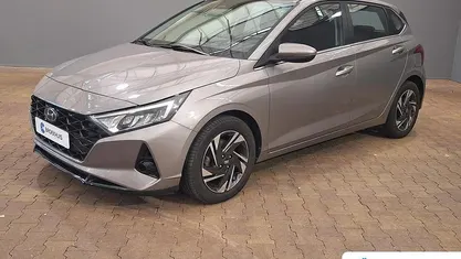 Grijs Gebruikt 2022 Hyundai i20 Comfort Hatchback | € 17.895 (Eerlijke prijs)