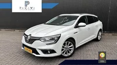 Wit Gebruikt 2019 Renault Mégane GrandTour LIMITED Stationwagen | € 15.295 (Goede deal)