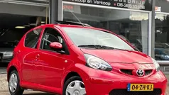Rood Gebruikt 2008 Toyota Aygo Hatchback | € 3.199 (Eerlijke prijs)